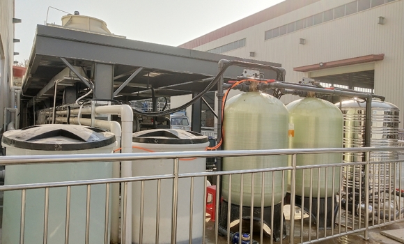 國塑管業10-15噸軟化水設備